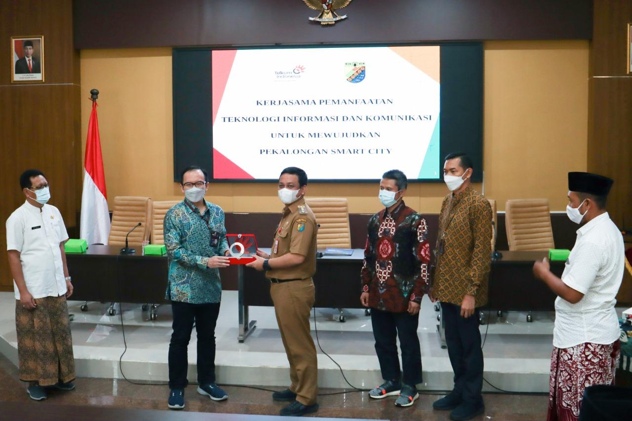 Wujudkan Smart City Pemkot Mou Dengan Pt Telkom Dinas Komunikasi Dan